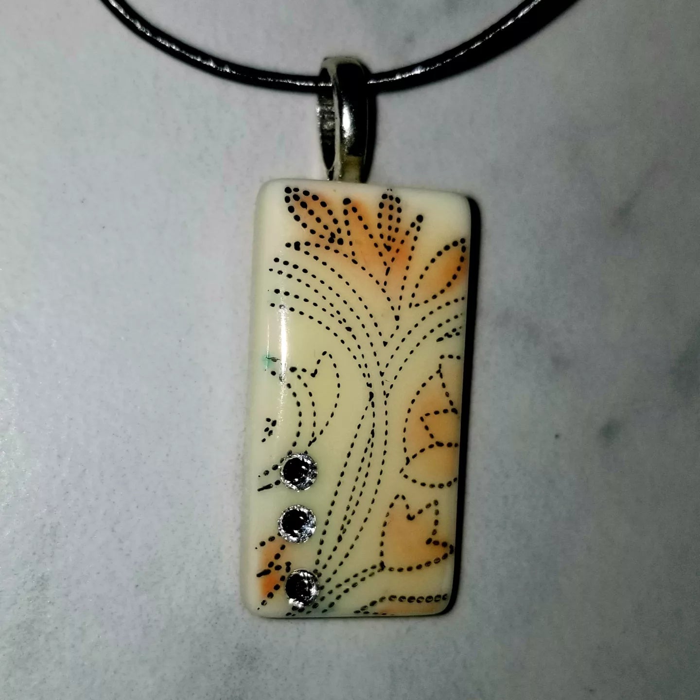 Design Dominoe Necklace