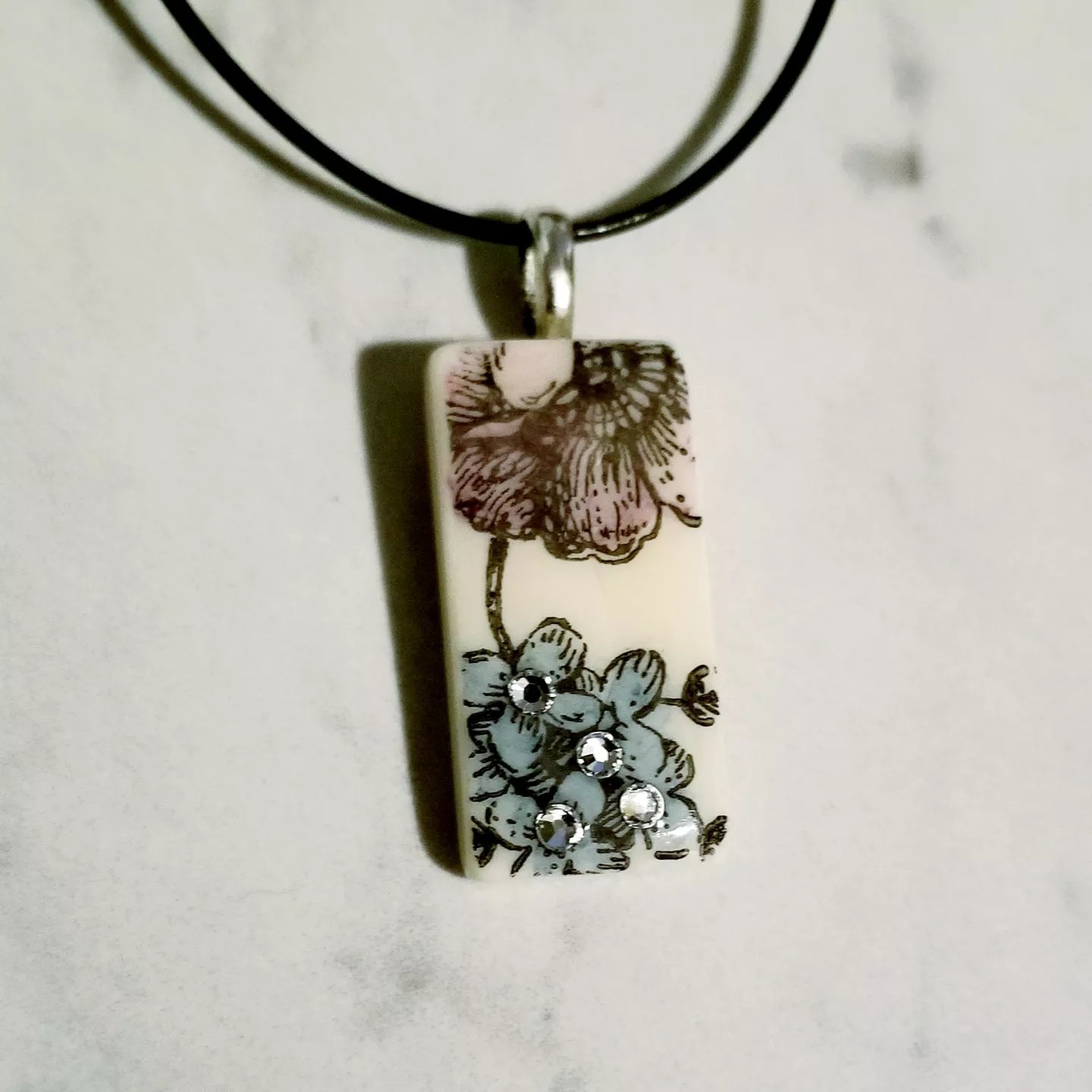 Design Dominoe Necklace